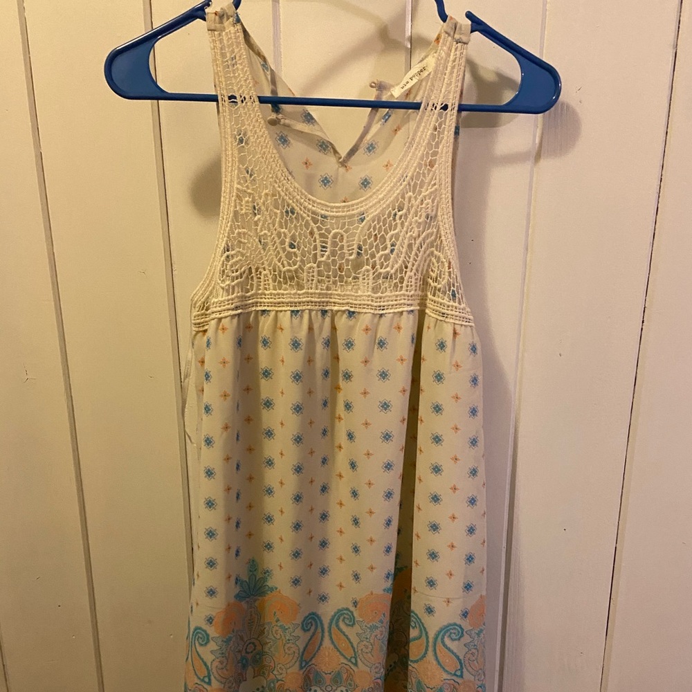 Lace top sun dress, only worn twice!!😍